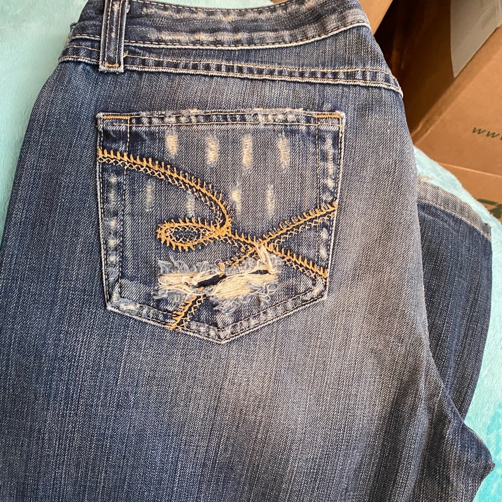 Jeans - Picture 3 of 5